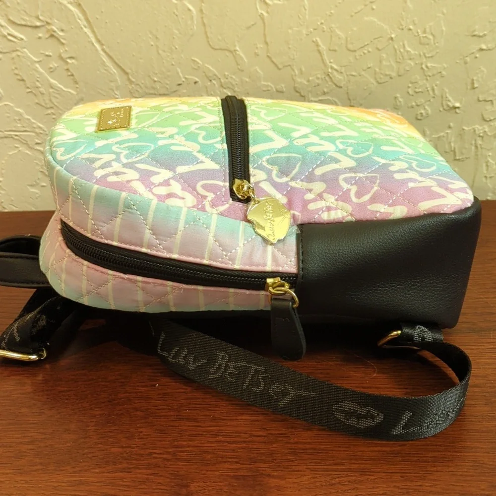 Betsey Johnson luv betsey